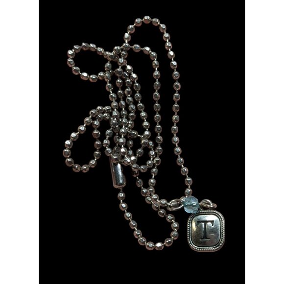 Minimalist Letter T Pendant Necklace With Blue Accent Bead - Picture 3 of 6